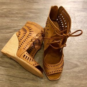 Jeffrey Campbell rodillo wedge